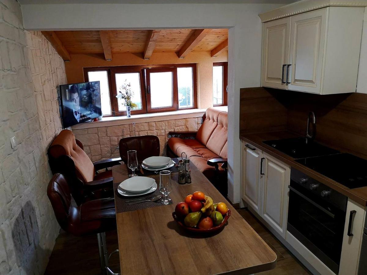 Lux Attic Old Town Rab Apartment Rab Town Luaran gambar